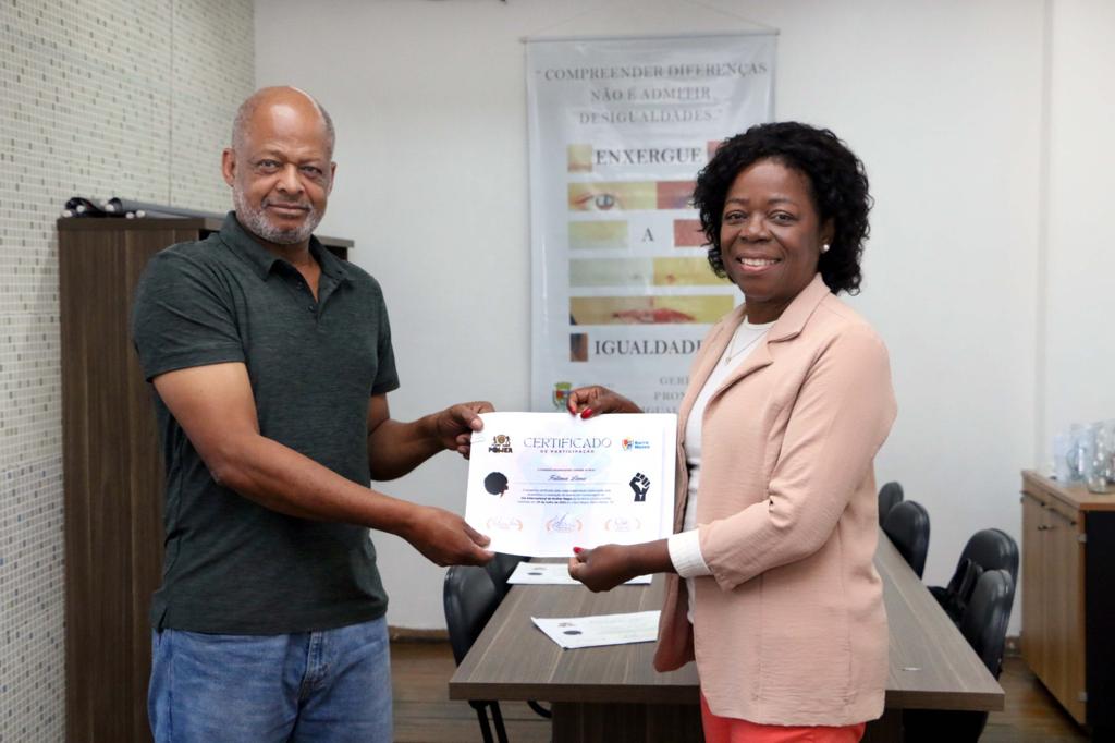 Homenagens marcam encerramento das comemorações do Dia da Mulher Negra Latino-Americana e Caribenha – Barra Mansa