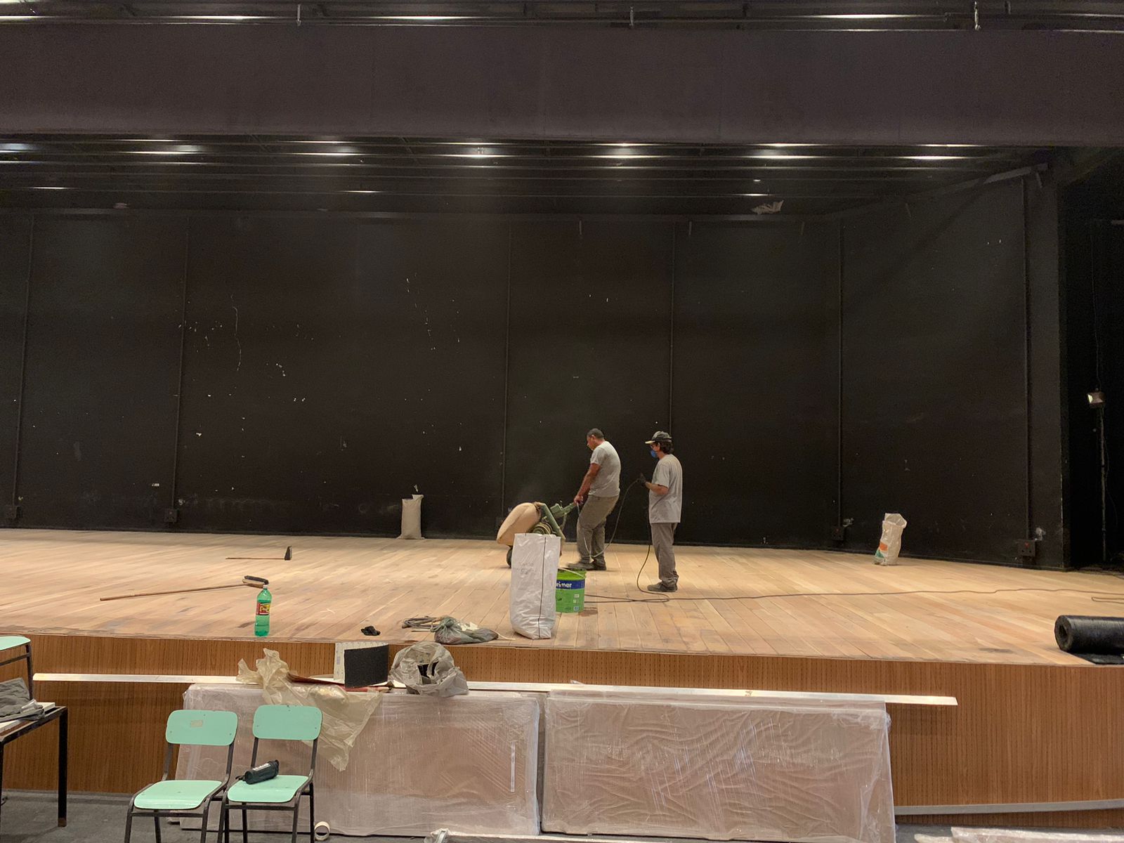 Reforma do Teatro da Fevre avança em Volta Redonda