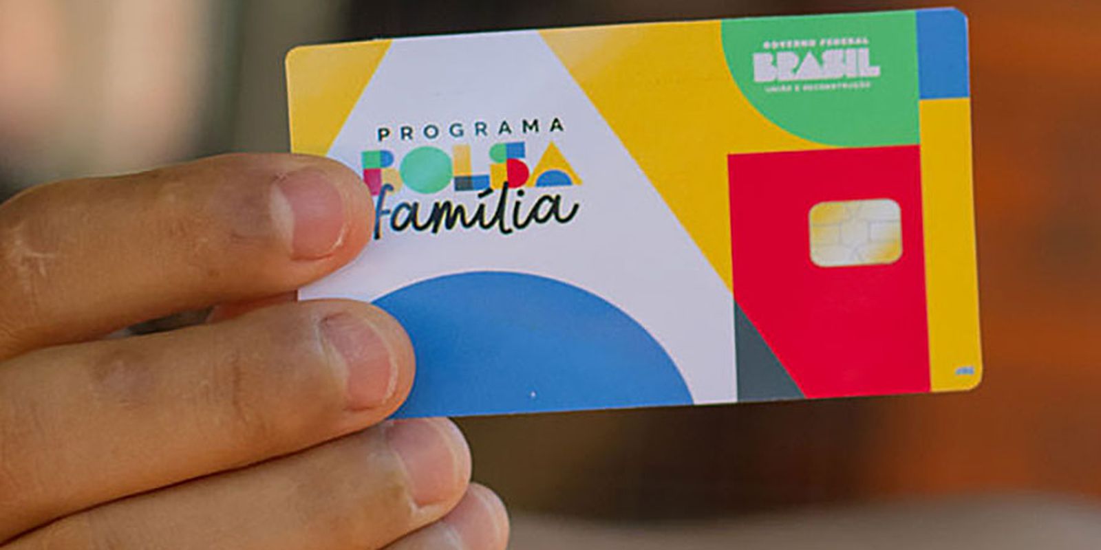 Caixa paga novo Bolsa Família a beneficiários com NIS de final 3