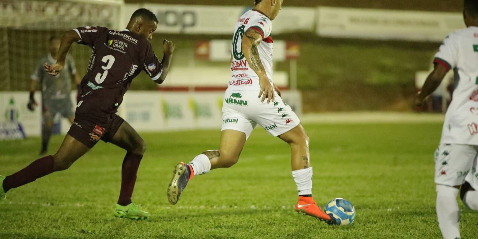 Portuguesa-RJ e Patrocinense-MG jogam por vaga nas quartas da Série D