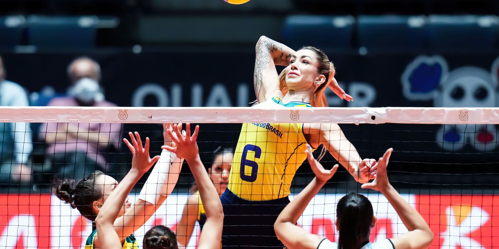 Brasil vence Argentina na estreia do pré-olímpico de vôlei feminino