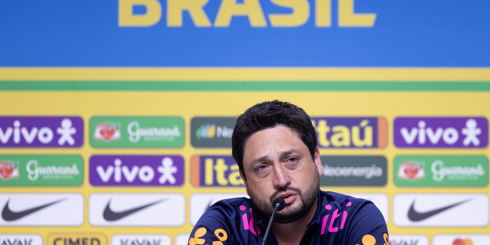 Arthur Elias é o novo técnico da seleção feminina de futebol