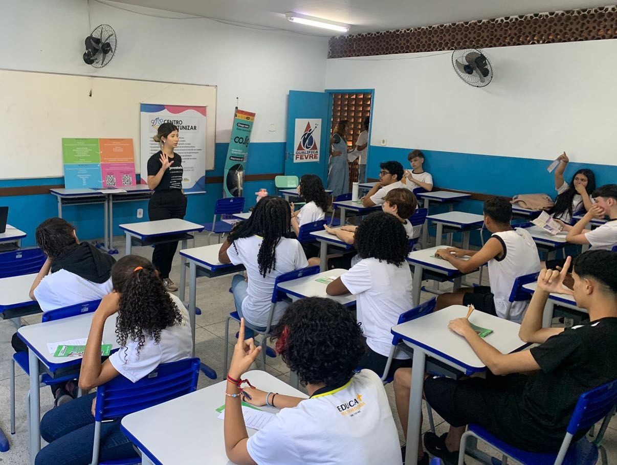 Coordenadoria da Juventude leva serviços do Centro Oportunizar para bairros de Volta Redonda