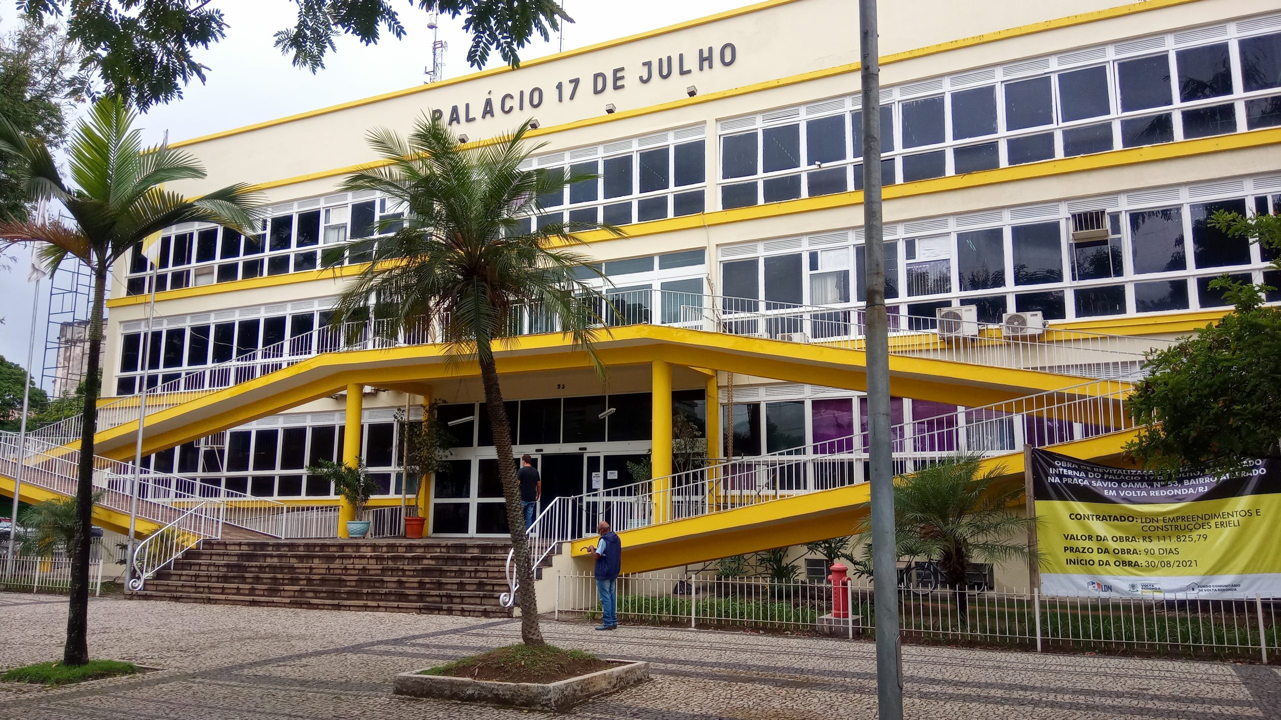 Prefeitura de Volta Redonda antecipa salário de outubro e paga retroativo do piso da enfermagem