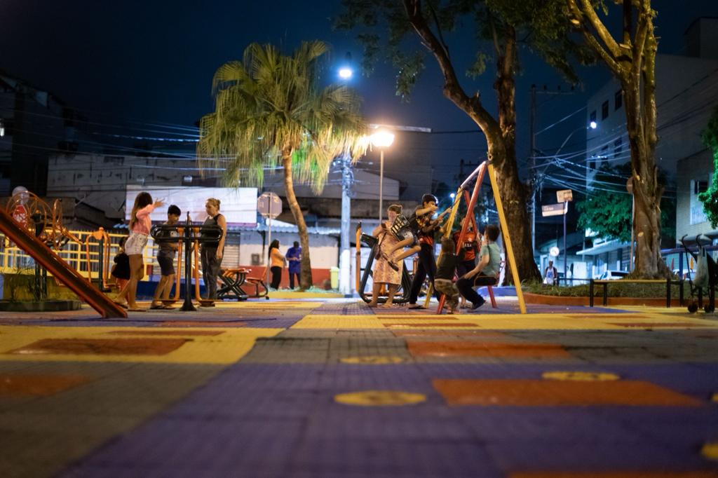 Prefeitura de Volta Redonda entrega área de lazer totalmente reformada na Vila Mury