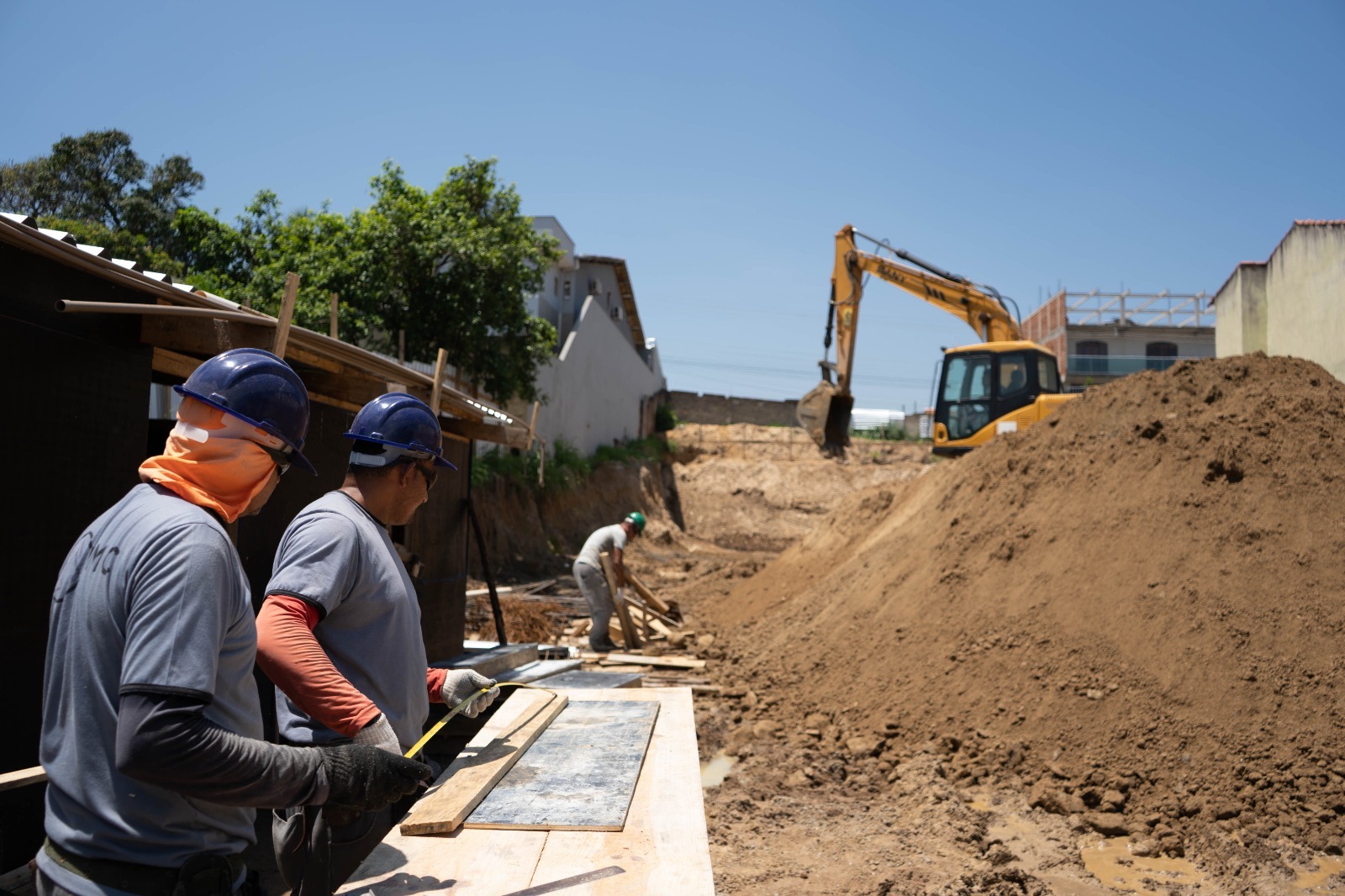 Prefeitura inicia obra do Centro Integrado de Atendimento à Pessoa Idosa em Volta Redonda