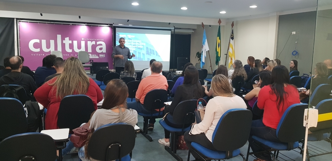 Secretaria de Planejamento promove capacitação de servidores em Volta Redonda