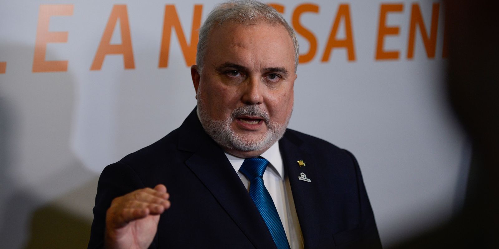 Presidente da Petrobras diz que não faz sentido pressionar Ibama
