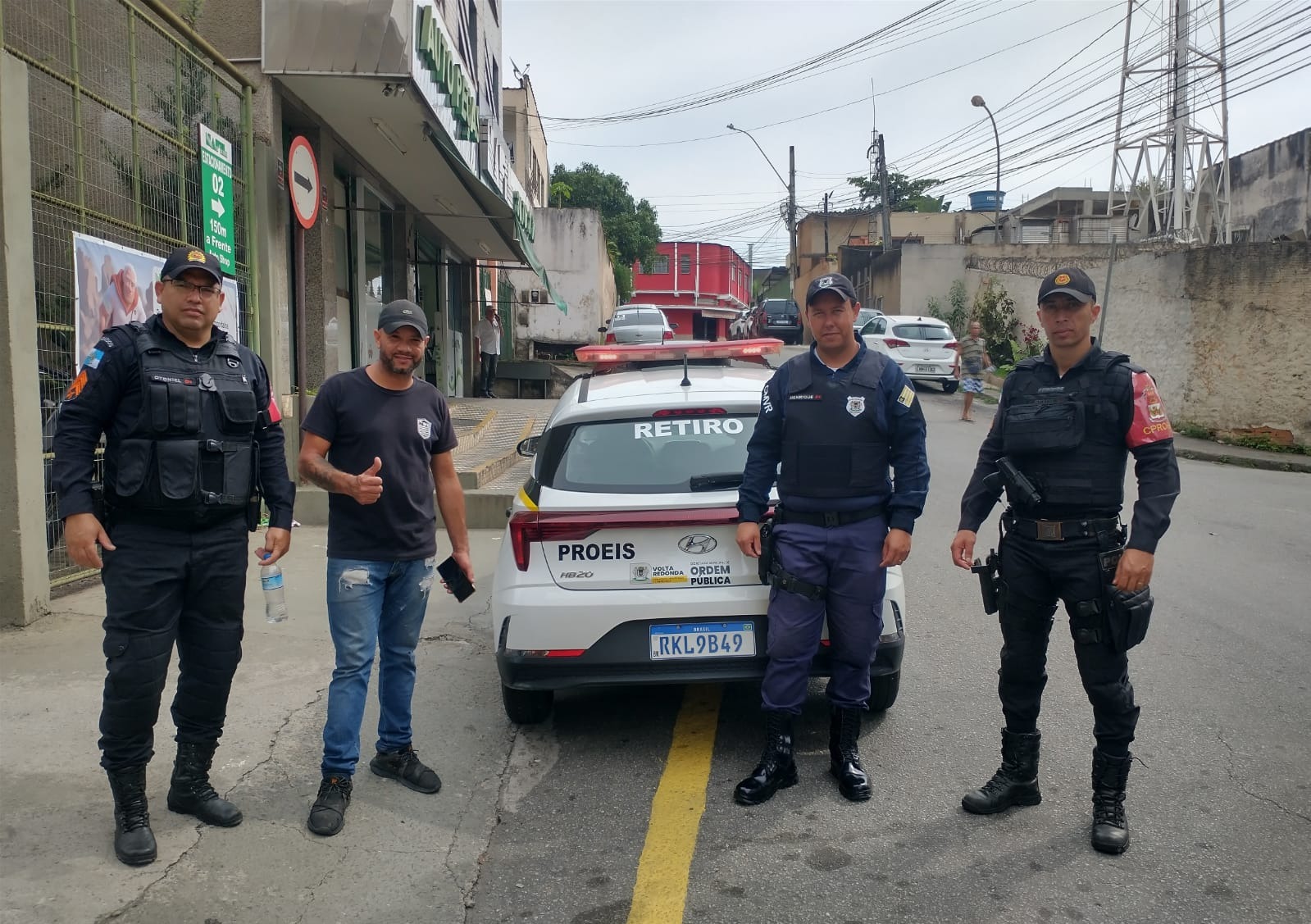 ‘Segurança Integrada Retiro’ recupera celular furtado e suspeito é preso em Volta Redonda
