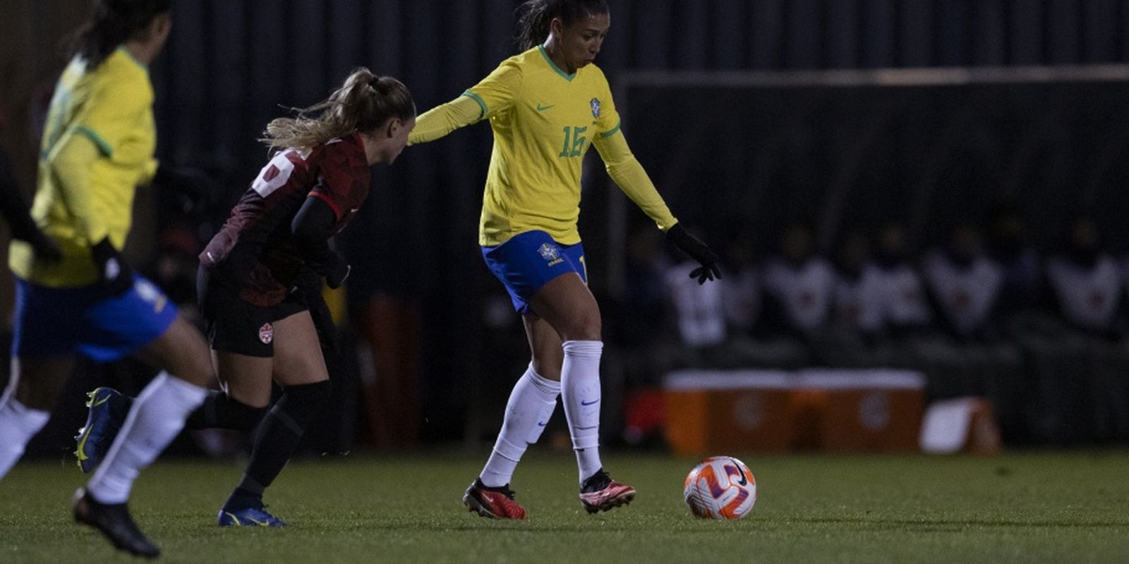 Seleção feminina perde para Canadá em segundo amistoso pós-Copa