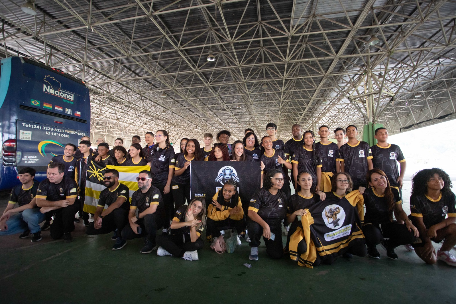 Alunos da rede municipal de ensino de Volta Redonda participam de torneio nacional de robótica