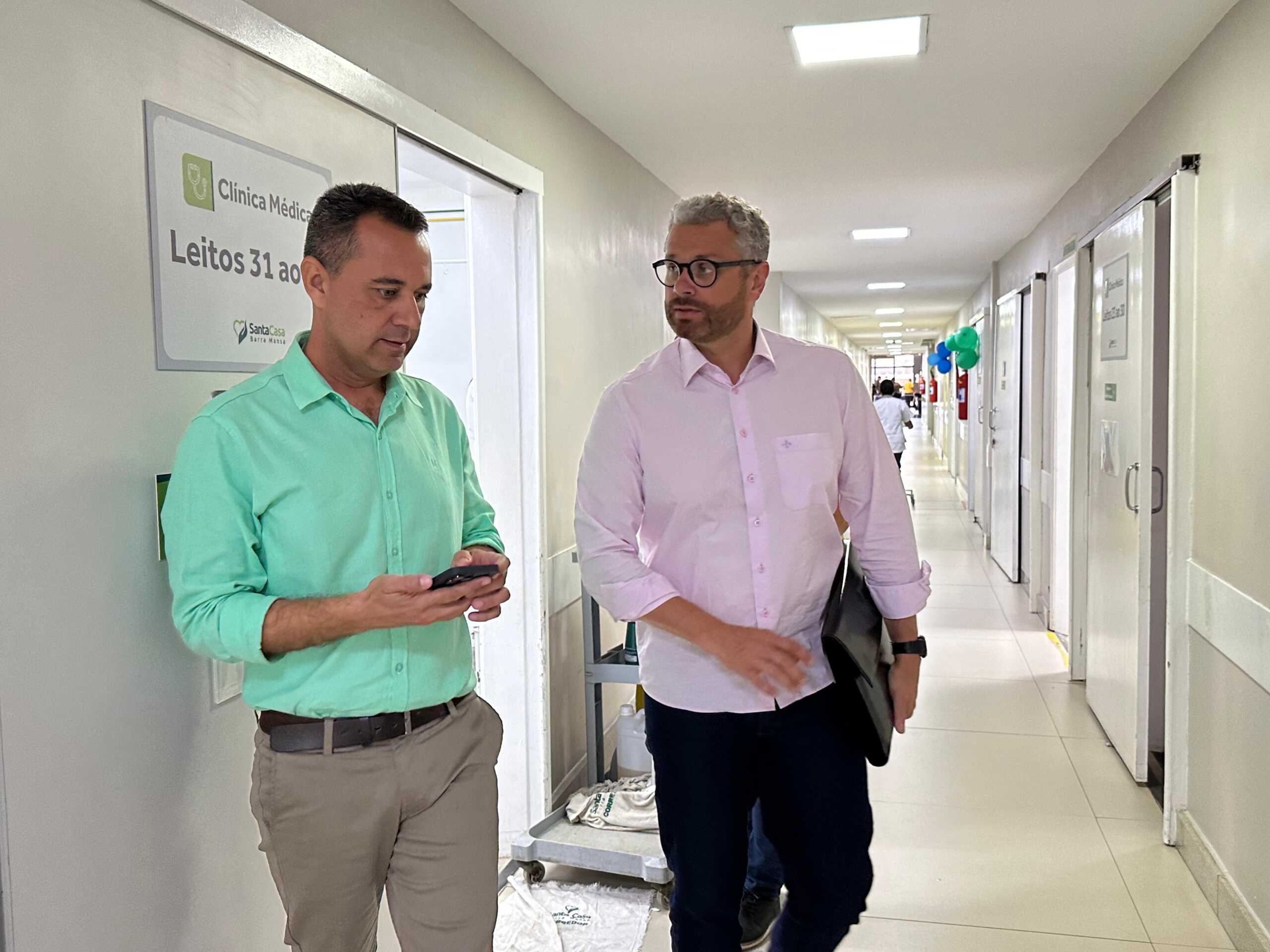 Rodrigo Drable acompanha obras na Santa Casa – Barra Mansa