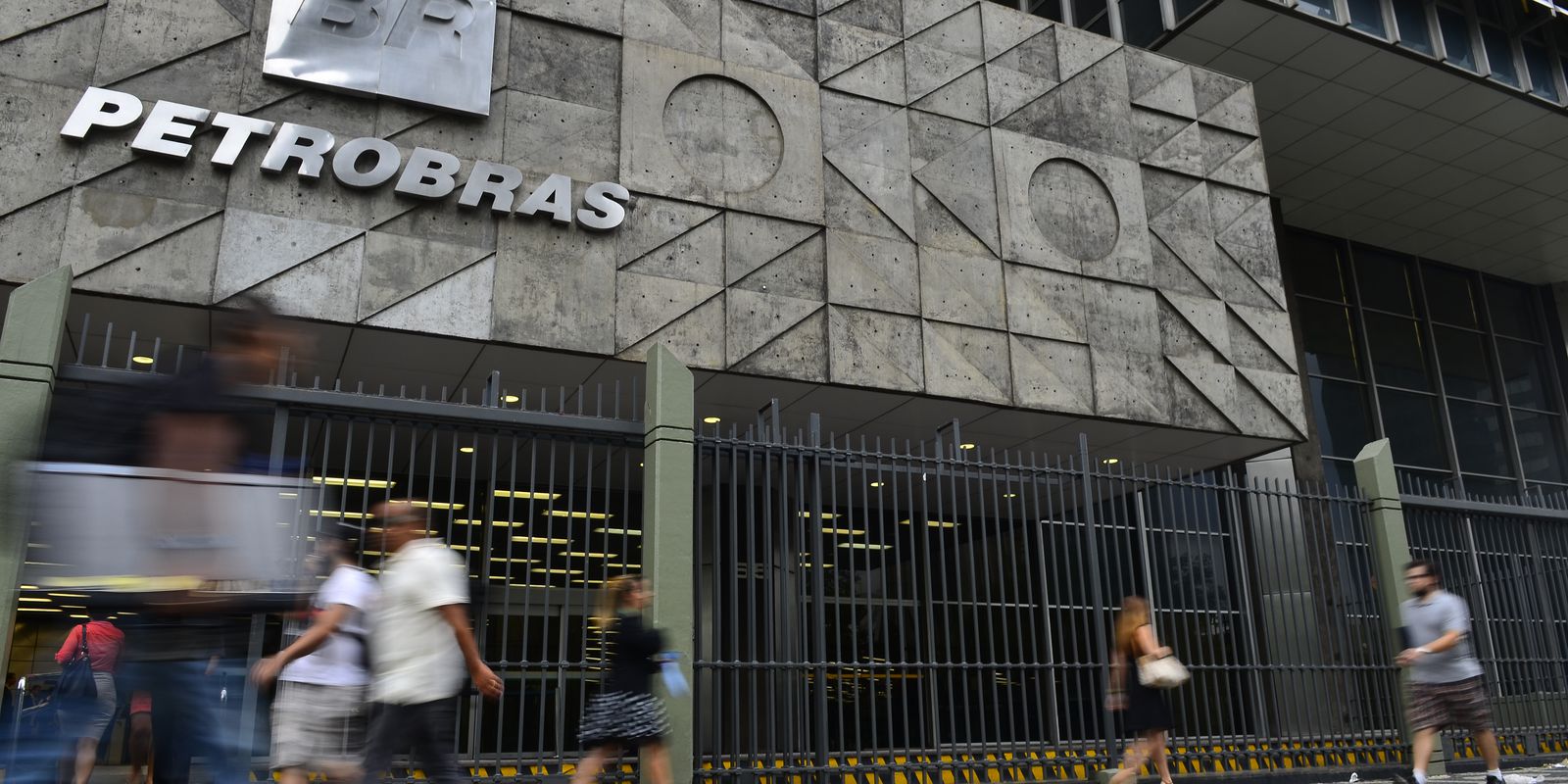 Petrobras refina 100% de óleo de soja pela primeira vez