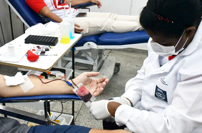 HEMONÚCLEO DE RESENDE INCENTIVA DOAÇÕES ATRAVÉS DA CAMPANHA DE ‘NATAL SOLIDÁRIO’