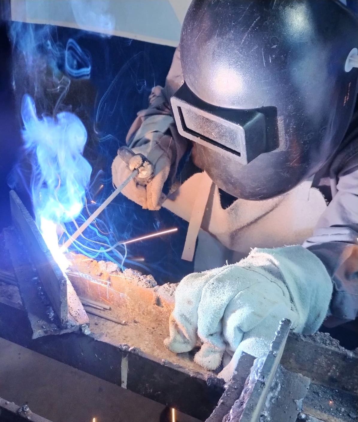 Alunas do projeto “Mulheres Mãos à Obra” completam curso de construção civil e podem ingressar no mercado de trabalho de Volta Redonda