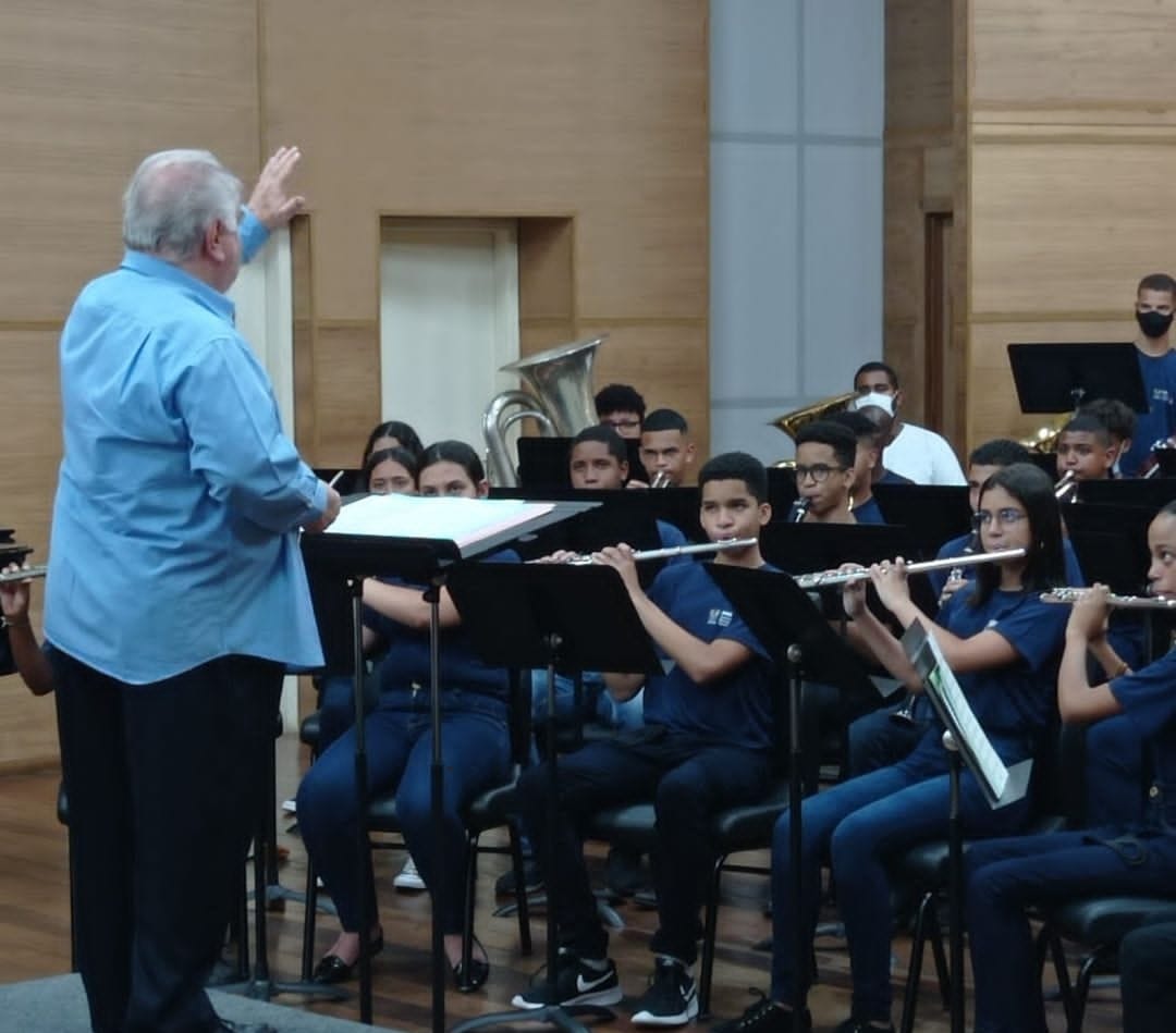 Banda de Concerto de Volta Redonda promove tradicional Concerto Natalino no Cine 9 de Abril