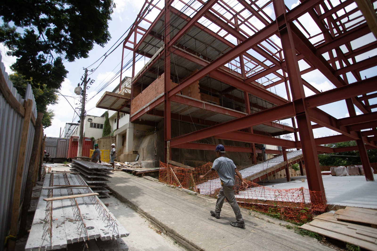 Volta Redonda: ampliação do Hospital São João Batista ganha forma com avanço das obras