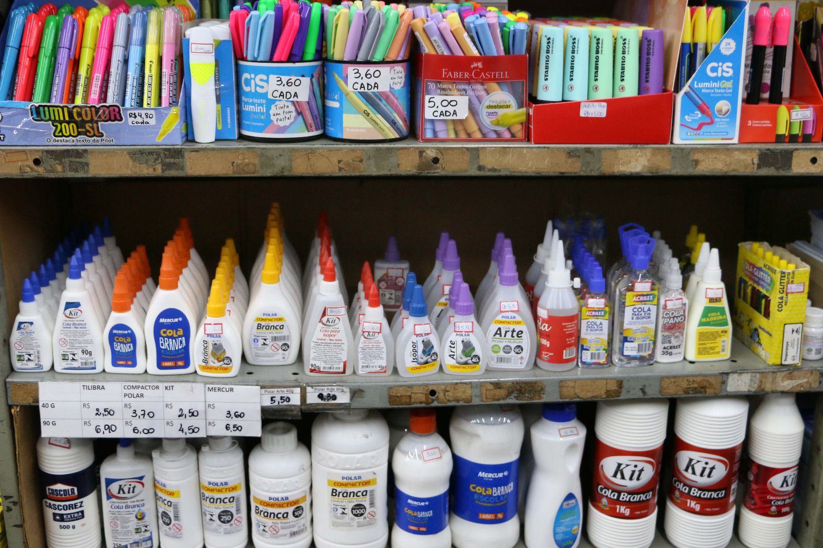 Procon de Barra Mansa realiza pesquisa de preço de material escolar – Barra Mansa