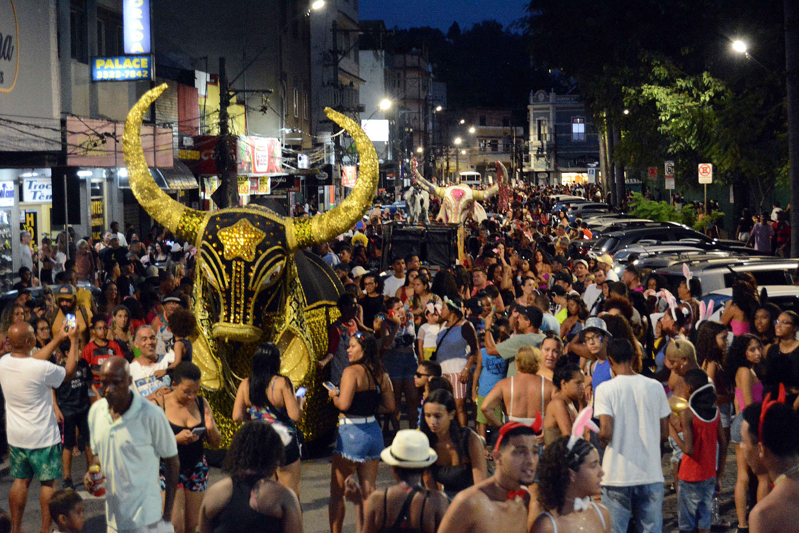 Carnaval de Barra Mansa arrasta milhares de pessoas para as ruas – Barra Mansa