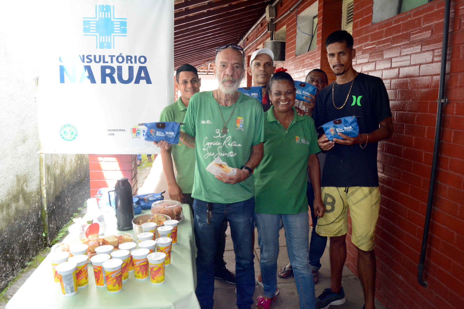 Kits de higiene são entregues a pessoas em situação de rua em Barra Mansa – Barra Mansa