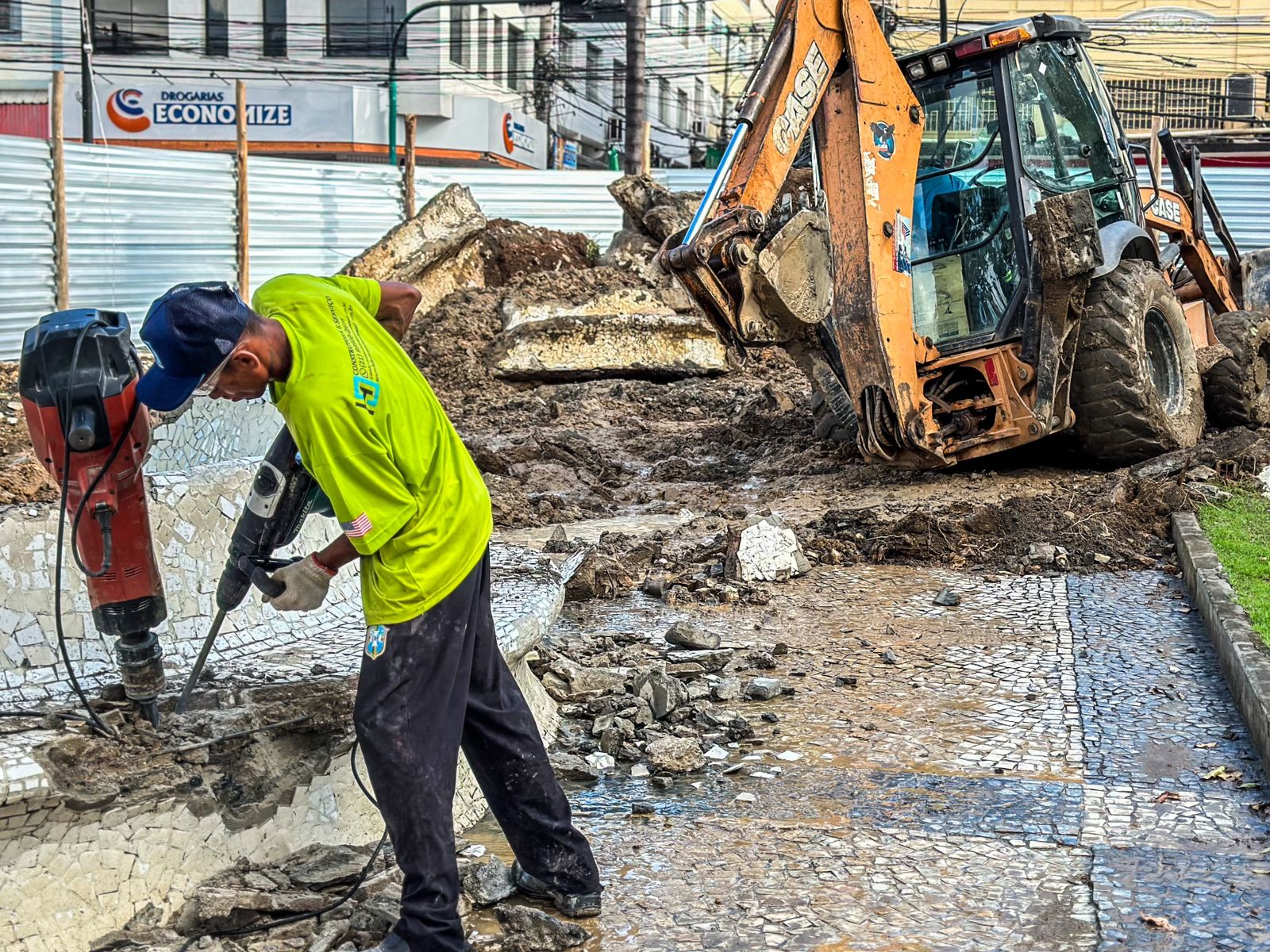 Praça da Liberdade é fechada para reforma – Barra Mansa