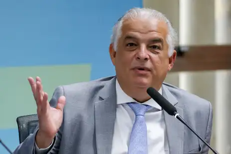 Brasília (DF), 31/01/2024, O ministro da Microempresa e da Empresa de Pequeno Porte, Marcio França, durante lançamento da Plataforma da Produtividade, ferramenta de acesso ao novo Brasil Mais Produtivo, programa voltado ao aumento de produtividade e de competitividade de micro, pequenas e médias empresas e que faz parte do projeto de neoindustrialização do governo federal: o Nova Indústria Brasil. O lançamento marca a abertura das inscrições e o início de nova fase do B+P, que, a partir deste ano, terá foco na transformação tecnológica das empresas.  Foto: Jose Cruz/Agência Brasil