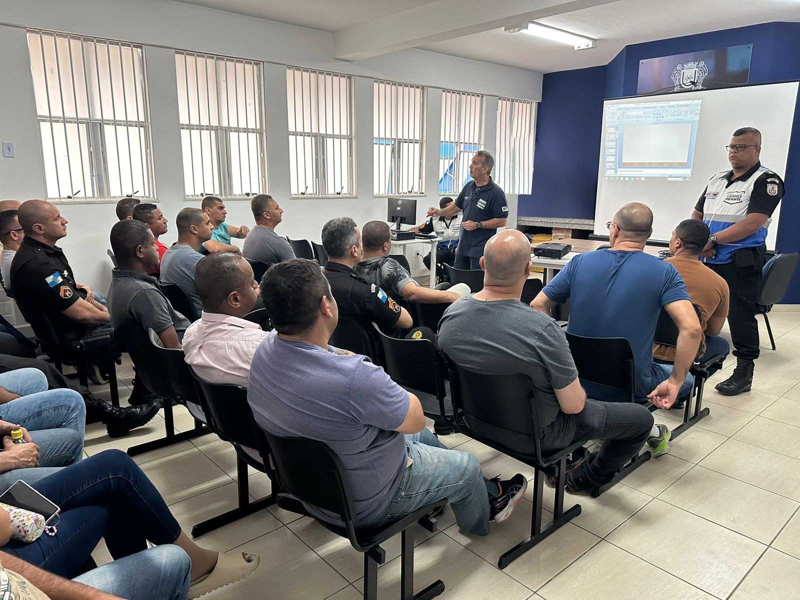 Ordem PÃºblica capacita policiais militares que integrarÃ£o o Proeis de Volta Redonda