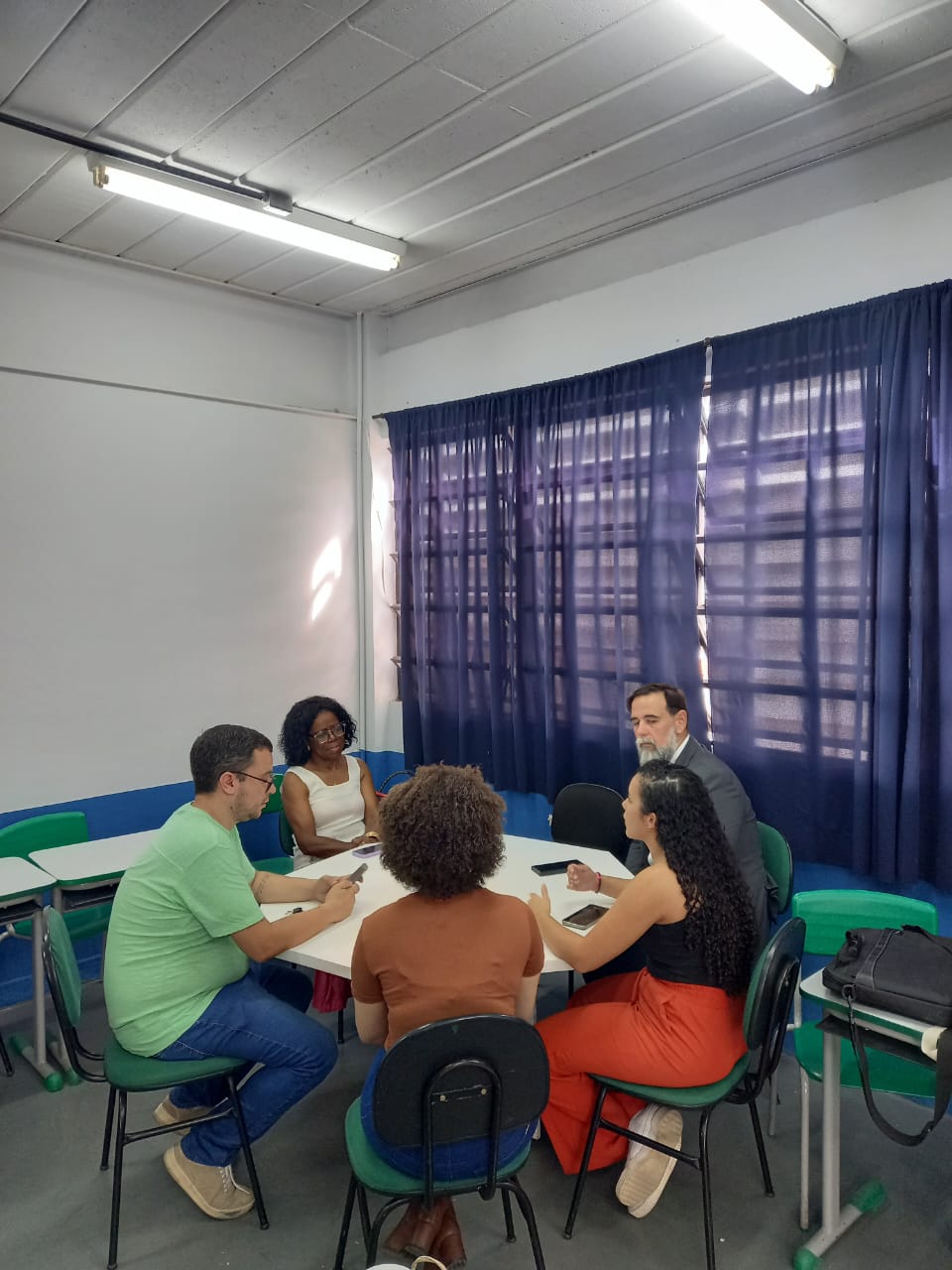 Secretaria de Educação estreita parceria entre UFF e Escola Vocacionada Socioambiental Gelson Silvino – Barra Mansa