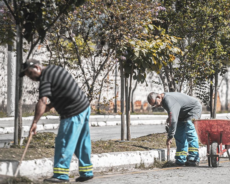 Seis bairros de Volta Redonda vão receber o 'Meu Bairro + Limpo' nas próximas semanas