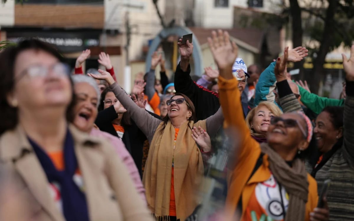 Viagem da Melhor Idade 2024 irá beneficiar cerca de dez mil idosos de Volta Redonda