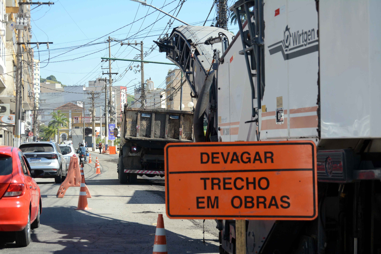 Barra Mansa inicia asfaltamento no Centro – Barra Mansa