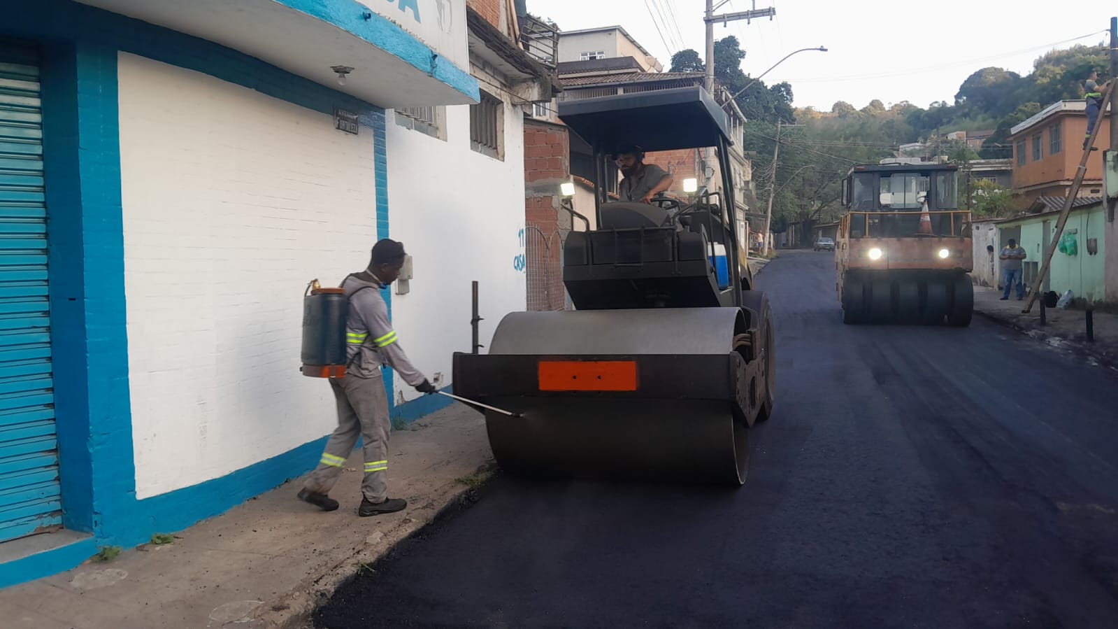 Novo asfalto chega a mais vias de Volta Redonda nesta semana