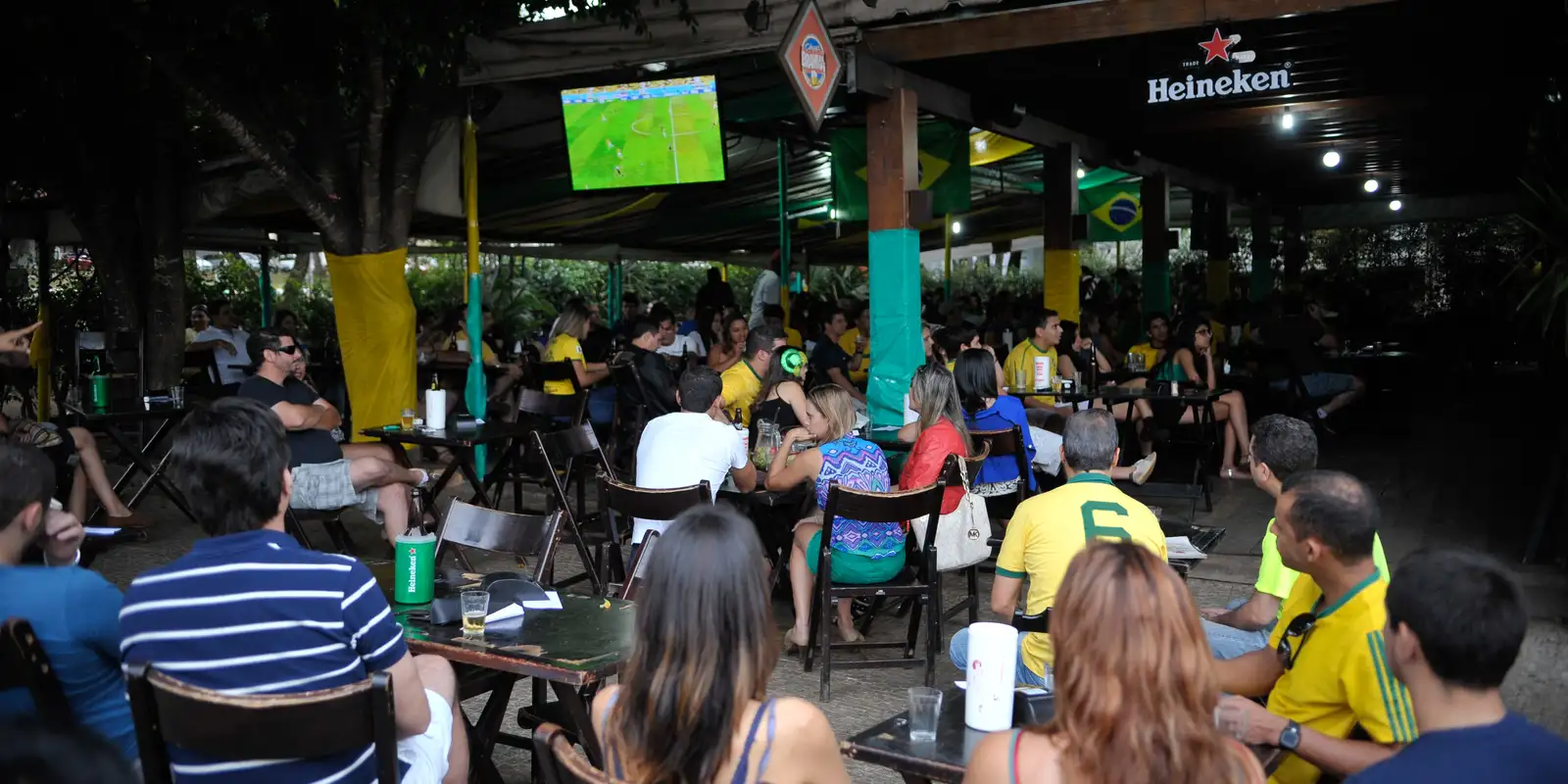 Setor de bares e restaurantes espera faturar mais no Dia dos Namorados