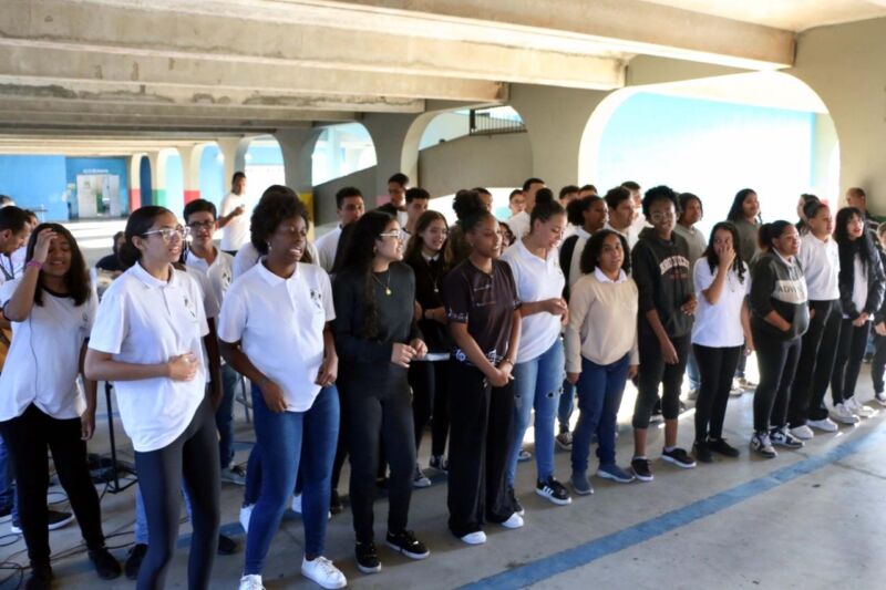 Escola Vocacionada à Música realiza mais uma edição do show de talentos – Barra Mansa