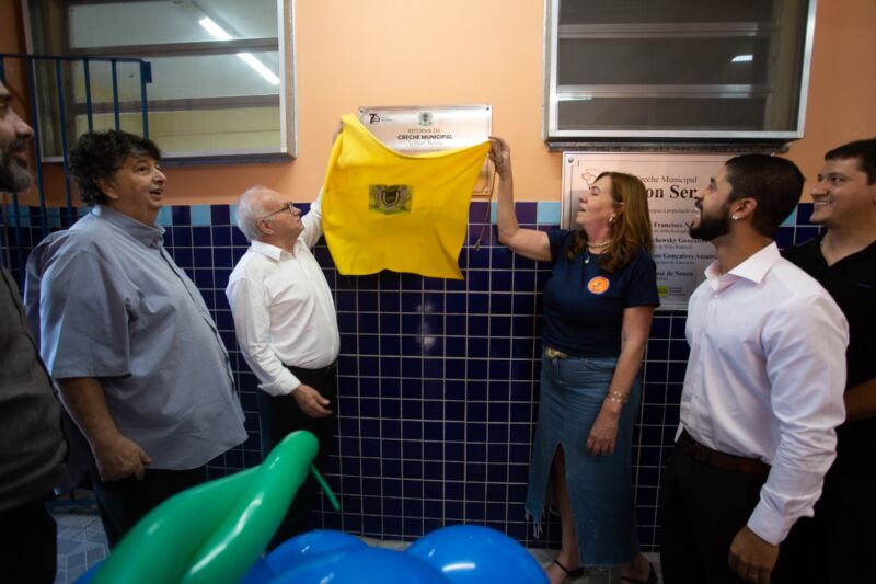 Prefeitura de Volta Redonda entrega reforma geral da Creche Municipal Ayrton Senna