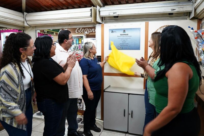 Quiosque do Programa de Inclusão Produtiva de Volta Redonda é entregue reformado para comercialização de artesanato
