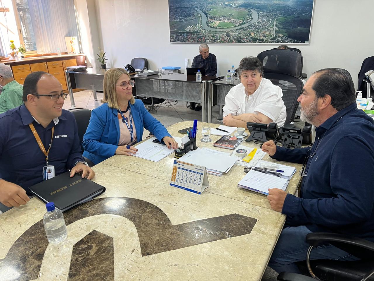 Volta Redonda: Prefeito Neto recebe diretoria do Sest Senat que ratifica convênio com Detran para qualificar idosos para renovação da CNH