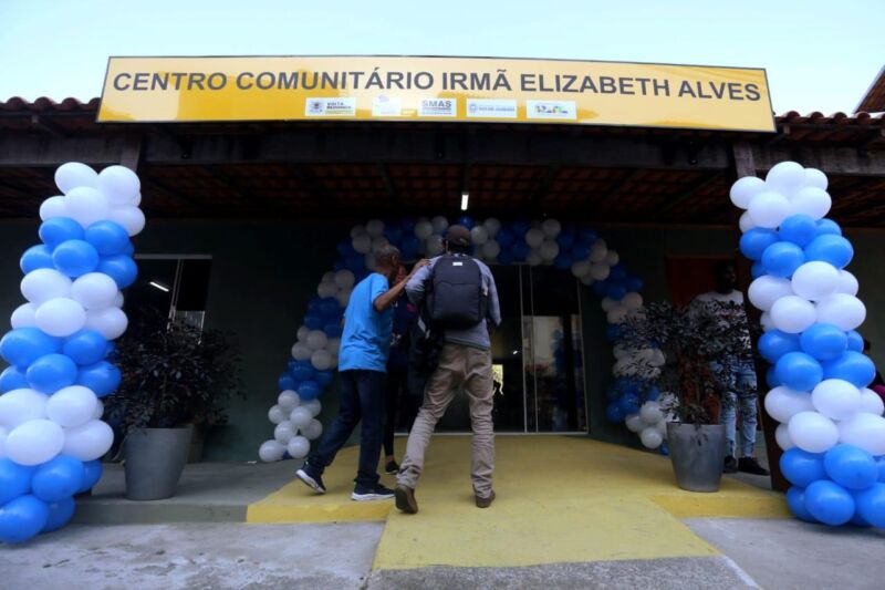 Prefeitura de Volta Redonda entrega novo Centro Comunitário à população do bairro Roma I