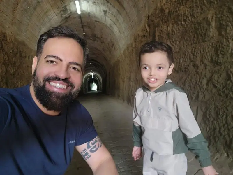Pai doa medula e salva a vida do filho