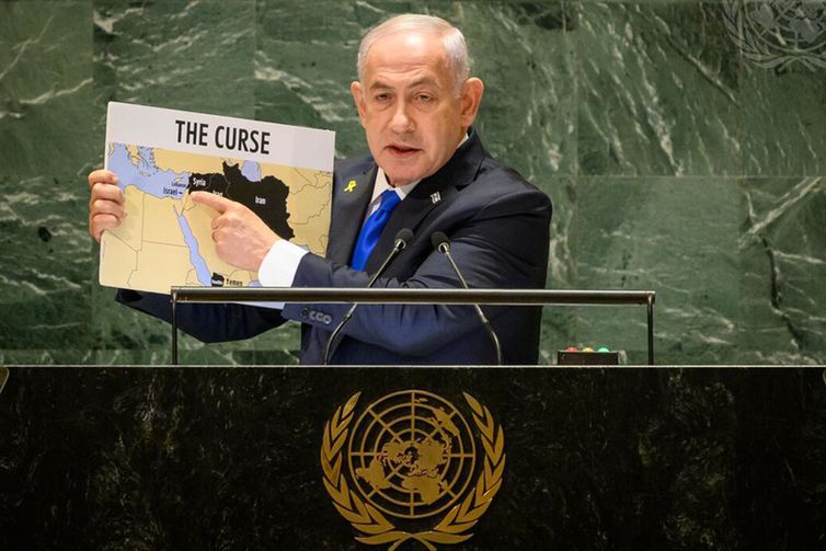 Loey Felipe/ONU Nova Yorque (EUA), 27/09/2024 - O primeiro-ministro de Israel, Benjamin Netanyahu na Assembléia Geral da ONU apresentando o mapa do