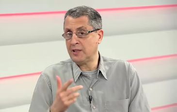 Frame/ TV Brasil 03/10/2023, Professor de Relações Internacionais Bernardo Kocher comenta ataque em Nice. Foto: Frame/ TV Brasil