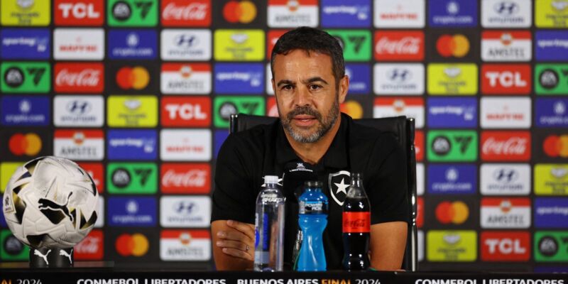 Artur Jorge diz que final da Libertadores é seu jogo mais importante