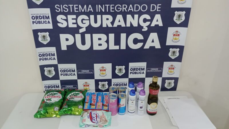 Agentes do Sistema Integrado de Segurança de Volta Redonda ajudam na detenção de suspeita de furto em mercado do São Lucas