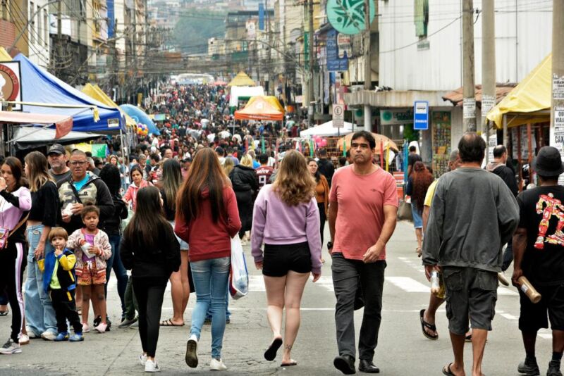 Volta Redonda: última edição da Rua de Compras em 2024 acontece no próximo domingo (8), no bairro Retiro
