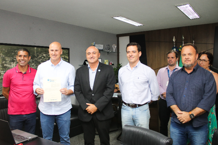 PREFEITURA DE RESENDE ASSINA ACORDO DE COOPERAÇÃO TÉCNICA PARA IMPLANTAÇÃO DO SISTEMA ELETRÔNICO DE INFORMAÇÕES