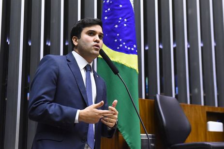 PSD/Brasília/Divulgação Rio de Janeiro (RJ) 18/01/2025 - Renan Ferreirinha, redes de ensino que já proíbem celulares compartilham experiências
Foto: PSD/Brasília/Divulgação