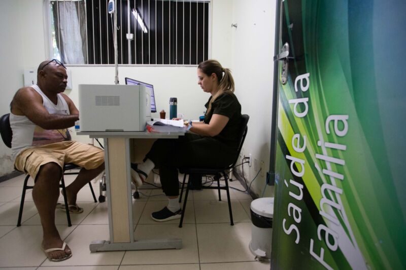 Volta Redonda: Unidades Básicas de Saúde oferecem atendimento para casos suspeitos de dengue