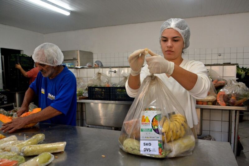 Banco de Alimentos de Volta Redonda distribui mais de 9 toneladas de produtos alimentícios a instituições em 2025