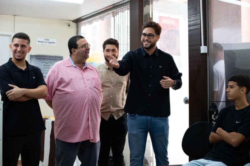 Secretaria da Juventude de Volta Redonda inaugura novo polo de Inclusão Digital e Qualificação Juvenil