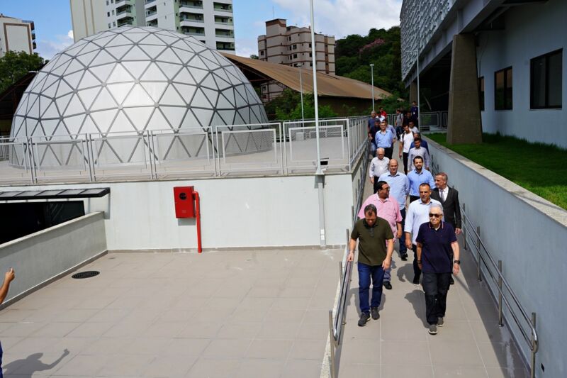 Secretário de Estado de Ciência, Tecnologia e Inovação se reúne com prefeito Neto e visita equipamentos públicos em Volta Redonda